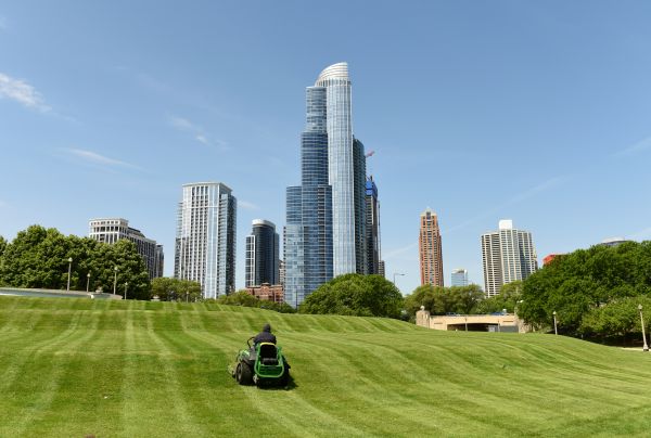Cost of Corporate Lawn Mowing in Kent