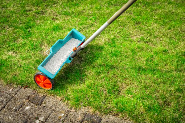 Cost of Commercial Lawn Treatment in Kent